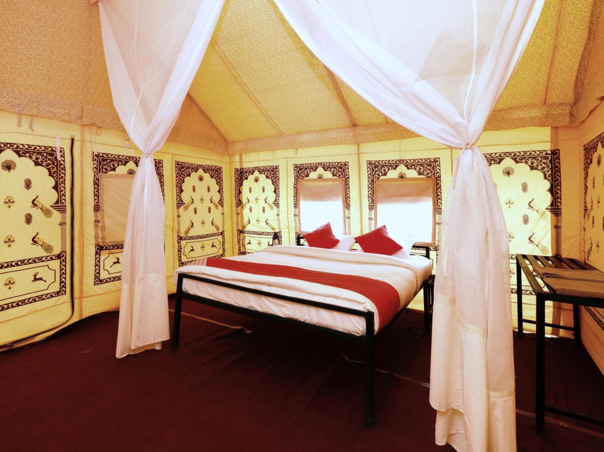 Collection O Amigo Camps Hotel Sām Exterior photo